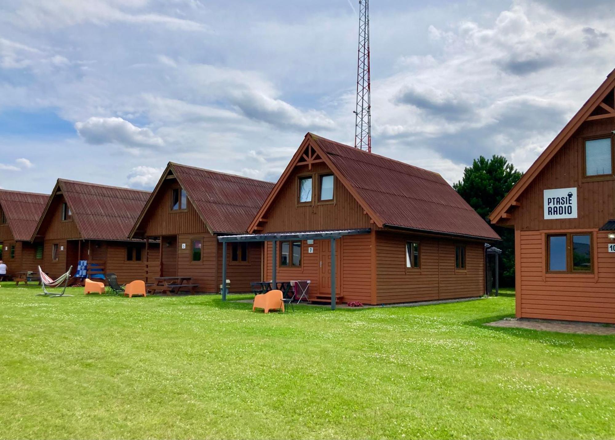Ptasie Radio Rewal Exteriör bild